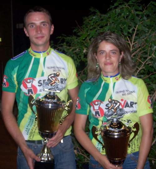 David Cdre et Patricia Fayaud sous le maillot des vainqueurs du Trophe National UFOLEP